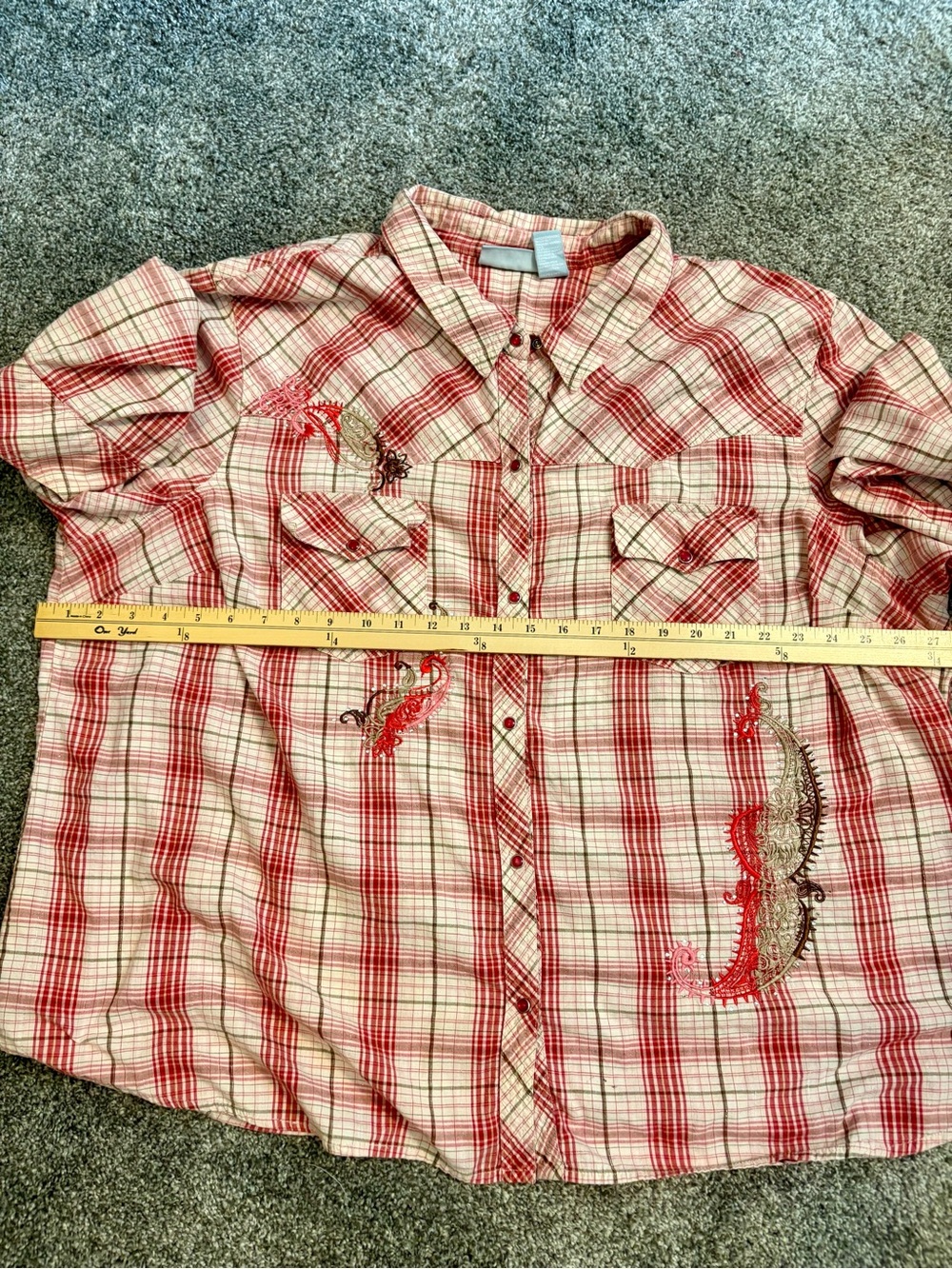 Pearl Snap Red Plaid Embroidered Women's Button-Up Long Sleeve Shirt - Picture 7 of 7